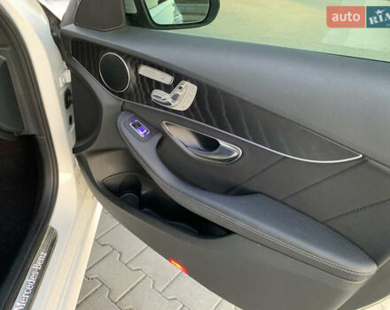 Мерседес Ц-Класс, объемом двигателя 1.95 л и пробегом 117 тыс. км за 32000 $, фото 33 на Automoto.ua