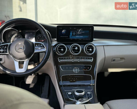 Мерседес Ц-Класс, объемом двигателя 2 л и пробегом 29 тыс. км за 28500 $, фото 11 на Automoto.ua