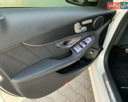 Мерседес Ц-Класс, объемом двигателя 1.95 л и пробегом 117 тыс. км за 32000 $, фото 26 на Automoto.ua