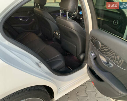 Мерседес Ц-Класс, объемом двигателя 1.95 л и пробегом 117 тыс. км за 32000 $, фото 36 на Automoto.ua