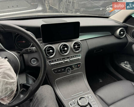 Мерседес Ц-Клас, об'ємом двигуна 1.99 л та пробігом 65 тис. км за 17500 $, фото 13 на Automoto.ua