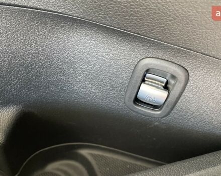 купить новое авто Мерседес Ц-Класс 2024 года от официального дилера УКРАВТО ХМЕЛЬНИЦЬКИЙ Mercedes-Benz Мерседес фото