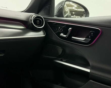 Мерседес Ц-Клас, об'ємом двигуна 2 л та пробігом 42 тис. км за 54500 $, фото 26 на Automoto.ua