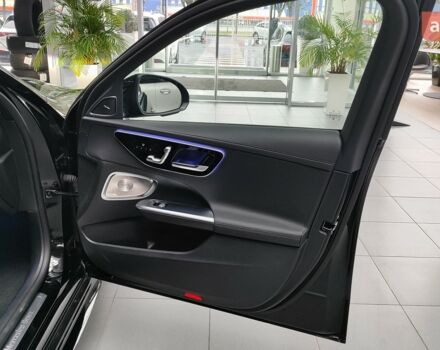 Мерседес Ц-Клас, об'ємом двигуна 1.99 л та пробігом 0 тис. км за 71774 $, фото 28 на Automoto.ua
