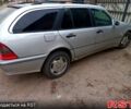 Мерседес Ц-Клас, об'ємом двигуна 2.5 л та пробігом 400 тис. км за 2700 $, фото 4 на Automoto.ua
