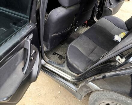 Мерседес Ц-Класс, объемом двигателя 2 л и пробегом 431 тыс. км за 3000 $, фото 3 на Automoto.ua