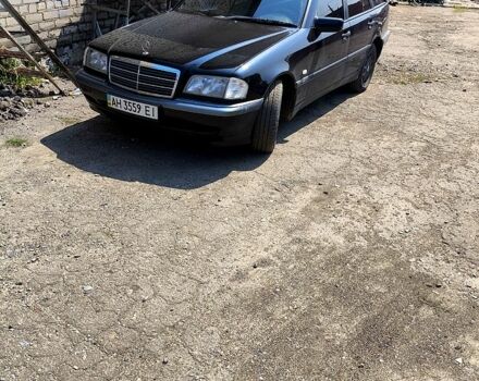 Мерседес Ц-Класс, объемом двигателя 2 л и пробегом 431 тыс. км за 3000 $, фото 2 на Automoto.ua