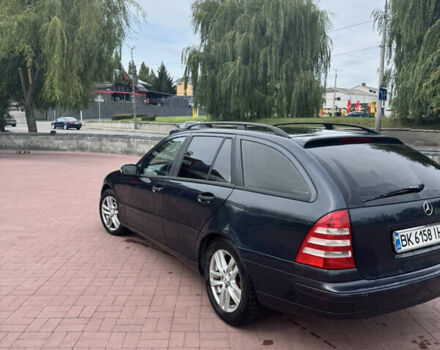 Мерседес Ц-Класс, объемом двигателя 1.8 л и пробегом 263 тыс. км за 4600 $, фото 4 на Automoto.ua