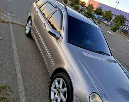 Мерседес Ц-Класс 2003 в Одессе на Automoto.ua Мерседес Ц-Класс, объемом двигателя 2.2 л и пробегом 491 тыс. км за 5900 $, фото 7 на Automoto.ua