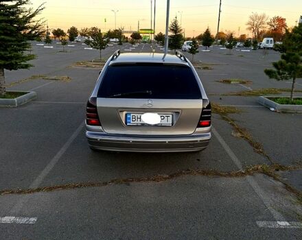 Мерседес Ц-Класс 2003 в Одессе на Automoto.ua Мерседес Ц-Класс, объемом двигателя 2.2 л и пробегом 491 тыс. км за 5900 $, фото 6 на Automoto.ua