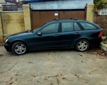 Мерседес Ц-Клас, об'ємом двигуна 2 л та пробігом 240 тис. км за 2800 $, фото 1 на Automoto.ua