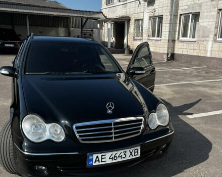 Мерседес Ц-Клас, об'ємом двигуна 1.8 л та пробігом 255 тис. км за 7000 $, фото 10 на Automoto.ua