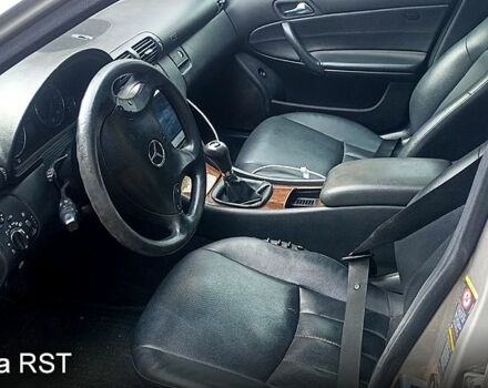 Мерседес Ц-Клас, об'ємом двигуна 2.2 л та пробігом 400 тис. км за 2800 $, фото 3 на Automoto.ua