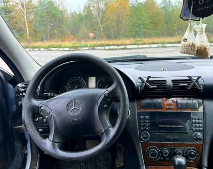 Мерседес Ц-Класс, объемом двигателя 2.2 л и пробегом 0 тыс. км за 3100 $, фото 6 на Automoto.ua