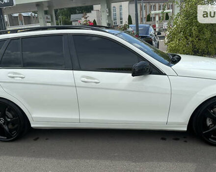 Мерседес Ц-Клас, об'ємом двигуна 2.2 л та пробігом 335 тис. км за 12300 $, фото 3 на Automoto.ua