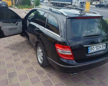 Мерседес Ц-Клас, об'ємом двигуна 2.2 л та пробігом 322 тис. км за 9850 $, фото 4 на Automoto.ua