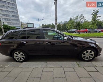 Мерседес Ц-Класс, объемом двигателя 2.1 л и пробегом 320 тыс. км за 10200 $, фото 3 на Automoto.ua