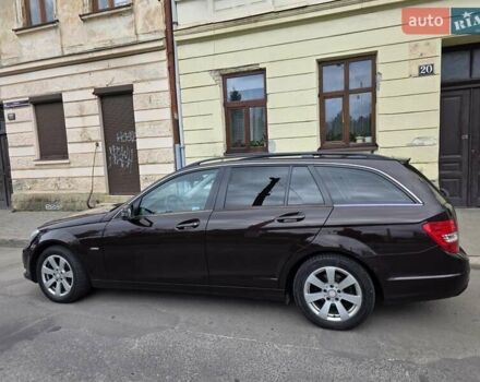 Мерседес Ц-Класс, объемом двигателя 2.1 л и пробегом 320 тыс. км за 10200 $, фото 7 на Automoto.ua