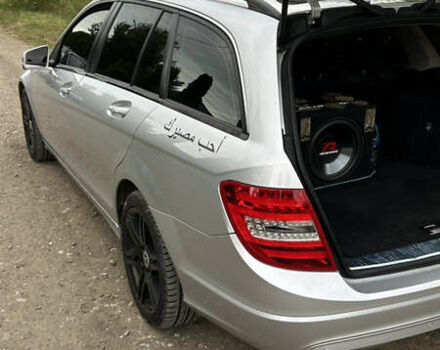 Мерседес Ц-Клас, об'ємом двигуна 2.2 л та пробігом 240 тис. км за 11250 $, фото 2 на Automoto.ua