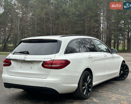 Мерседес Ц-Класс, объемом двигателя 2.14 л и пробегом 155 тыс. км за 15800 $, фото 3 на Automoto.ua