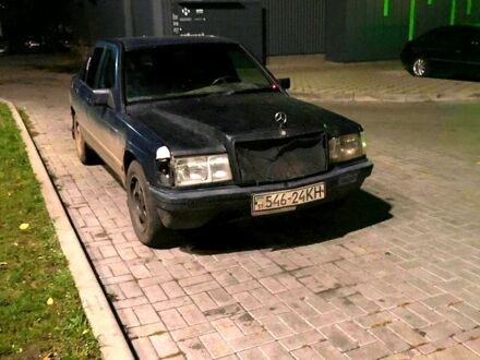 Мерседес Ц-Класс, объемом двигателя 2 л и пробегом 840 тыс. км за 1500 $, фото 1 на Automoto.ua