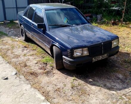 Мерседес Ц-Клас, об'ємом двигуна 2.3 л та пробігом 300 тис. км за 890 $, фото 1 на Automoto.ua