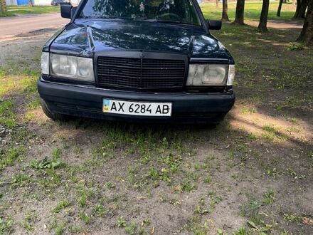 Мерседес Ц-Класс 1988 в Харькове на Automoto.ua Мерседес Ц-Класс, объемом двигателя 2 л и пробегом 0 тыс. км за 1500 $, фото 1 на Automoto.ua