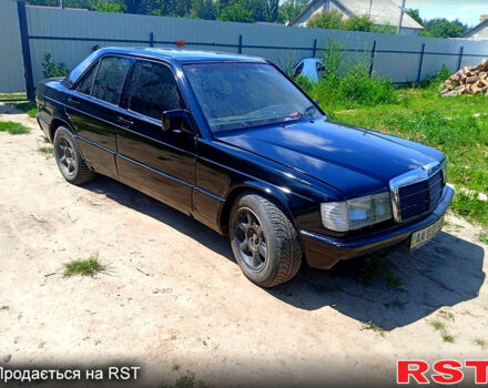 Мерседес Ц-Клас, об'ємом двигуна 2 л та пробігом 266 тис. км за 1500 $, фото 1 на Automoto.ua