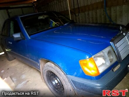 Мерседес Ц-Клас, об'ємом двигуна 2 л та пробігом 316 тис. км за 3500 $, фото 1 на Automoto.ua