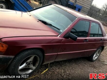 Мерседес Ц-Класс 1991 в Овруче на Automoto.ua Мерседес Ц-Класс, объемом двигателя 20 л и пробегом 300 тыс. км за 1450 $, фото 1 на Automoto.ua