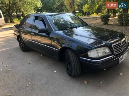Мерседес Ц-Класс 1994 в Николаеве на Automoto.ua Мерседес Ц-Класс, объемом двигателя 0 л и пробегом 390 тыс. км за 3100 $, фото 1 на Automoto.ua