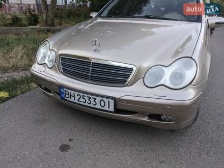 Мерседес Ц-Класс, объемом двигателя 1.8 л и пробегом 340 тыс. км за 6000 $, фото 1 на Automoto.ua
