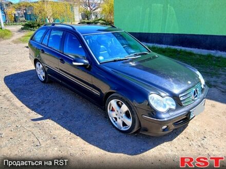 Мерседес Ц-Класс 2004 в Первомайск на Automoto.ua Мерседес Ц-Класс, объемом двигателя 22 л и пробегом 256 тыс. км за 4800 $, фото 1 на Automoto.ua