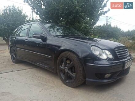 Мерседес Ц-Класс 2006 в Николаеве на Automoto.ua Мерседес Ц-Класс, объемом двигателя 1.8 л и пробегом 320 тыс. км за 6500 $, фото 1 на Automoto.ua