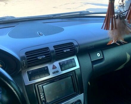 Мерседес Ц-Класс, объемом двигателя 1.8 л и пробегом 300 тыс. км за 5200 $, фото 1 на Automoto.ua