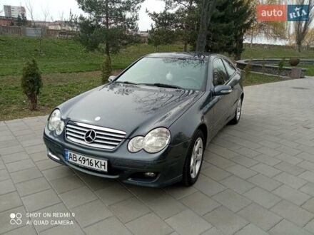 Мерседес Ц-Класс 2006 в Виннице на Automoto.ua Мерседес Ц-Класс, объемом двигателя 1.8 л и пробегом 216 тыс. км за 6300 $, фото 1 на Automoto.ua