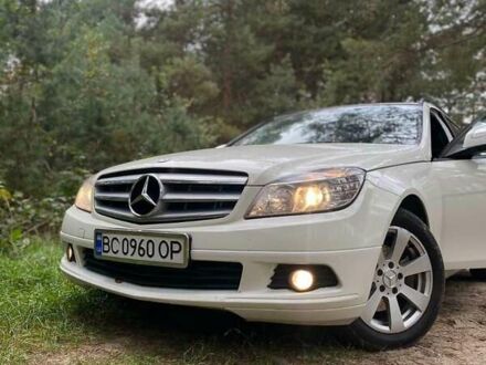 Мерседес Ц-Клас 2008 у Новояворівськ на Automoto.ua Мерседес Ц-Клас, об'ємом двигуна 2.15 л та пробігом 370 тис. км за 7500 $, фото 1 на Automoto.ua