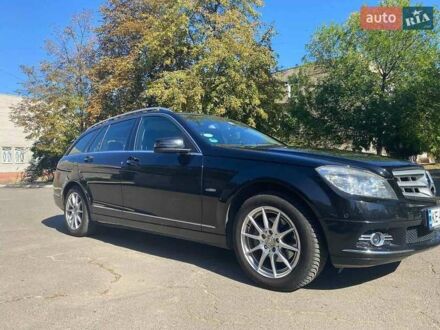 Мерседес Ц-Клас 2010 у Кривому Розі на Automoto.ua Мерседес Ц-Клас, об'ємом двигуна 1.8 л та пробігом 246 тис. км за 9500 $, фото 1 на Automoto.ua