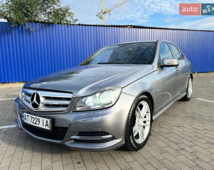 Мерседес Ц-Класс, объемом двигателя 1.8 л и пробегом 245 тыс. км за 8700 $, фото 1 на Automoto.ua