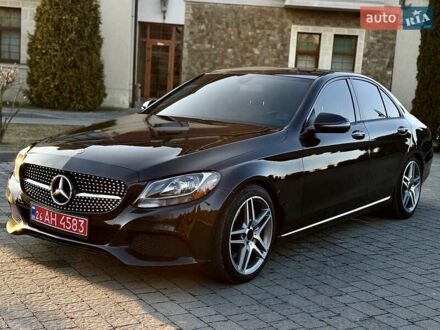 Мерседес Ц-Клас 2016 у Львові на Automoto.ua Мерседес Ц-Клас, об'ємом двигуна 2 л та пробігом 290 тис. км за 17500 $, фото 1 на Automoto.ua