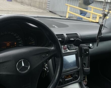 Сірий Мерседес Ц-Клас, об'ємом двигуна 2 л та пробігом 343 тис. км за 6000 $, фото 4 на Automoto.ua