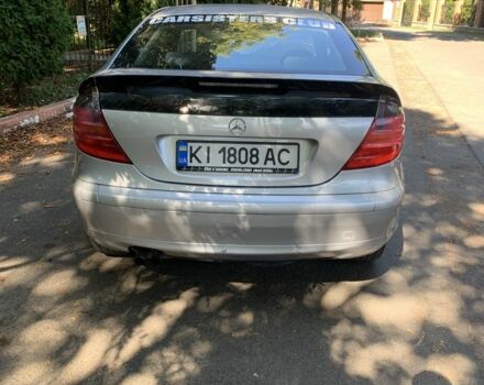 Серый Мерседес Ц-Класс, объемом двигателя 2 л и пробегом 269 тыс. км за 2900 $, фото 3 на Automoto.ua