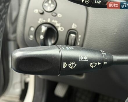 Серый Мерседес Ц-Класс, объемом двигателя 2.2 л и пробегом 211 тыс. км за 4800 $, фото 17 на Automoto.ua