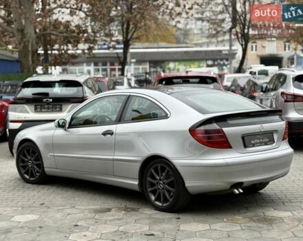 Серый Мерседес Ц-Класс, объемом двигателя 2.2 л и пробегом 211 тыс. км за 4800 $, фото 6 на Automoto.ua
