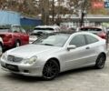 Серый Мерседес Ц-Класс, объемом двигателя 2.2 л и пробегом 211 тыс. км за 4800 $, фото 1 на Automoto.ua