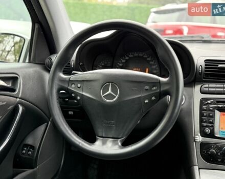 Серый Мерседес Ц-Класс, объемом двигателя 2.2 л и пробегом 211 тыс. км за 4800 $, фото 20 на Automoto.ua