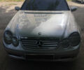 Мерседес Ц-Клас 2001 у Івано-Франківську на Automoto.ua Сірий Мерседес Ц-Клас, об'ємом двигуна 2 л та пробігом 255 тис. км за 3800 $, фото 4 на Automoto.ua