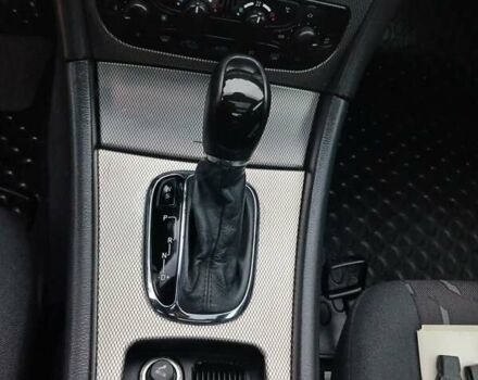 Серый Мерседес Ц-Класс, объемом двигателя 2 л и пробегом 209 тыс. км за 3999 $, фото 14 на Automoto.ua