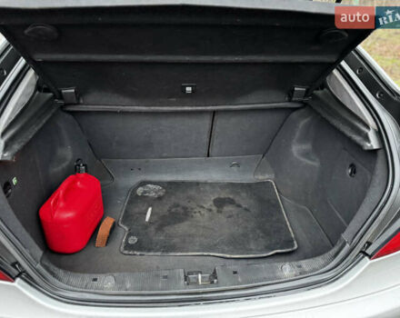 Сірий Мерседес Ц-Клас, об'ємом двигуна 2 л та пробігом 270 тис. км за 2950 $, фото 20 на Automoto.ua