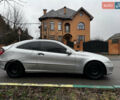 Сірий Мерседес Ц-Клас, об'ємом двигуна 2 л та пробігом 270 тис. км за 2950 $, фото 6 на Automoto.ua